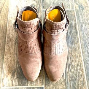Brownish heeled booties from Universal Thread